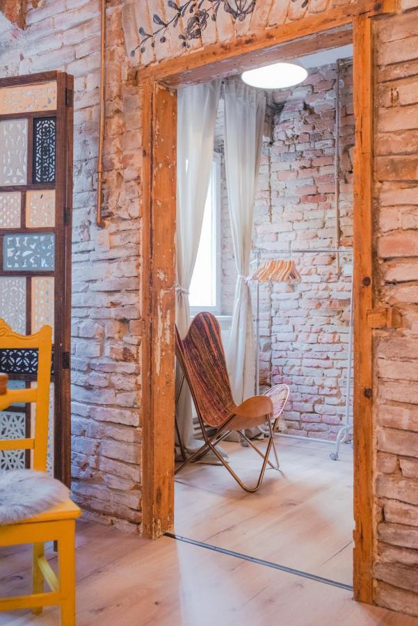 ברטיסלאבה Accommodation At The Folklore Apartment מראה חיצוני תמונה